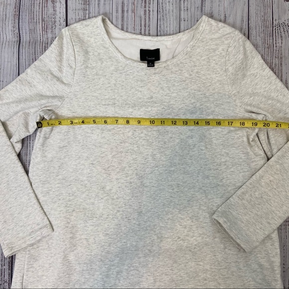 Lumiere Split Back Long Sleeve Crew Neck Top.  Size Medium. EUC - Picture 6 of 8